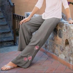 Soft Surroundings Shadow Bloom pants size medium NWT